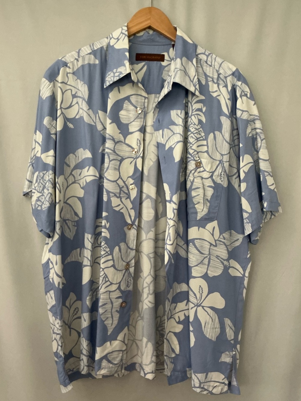 Tori Richard Men's Hawaiian Shirt Size L